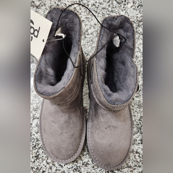 **NWT** Girls PAWZ by Bearpaw Sz 1 Grey Gray Winter Fur Bow Boot Microsuede Warm - Picture 7 of 12